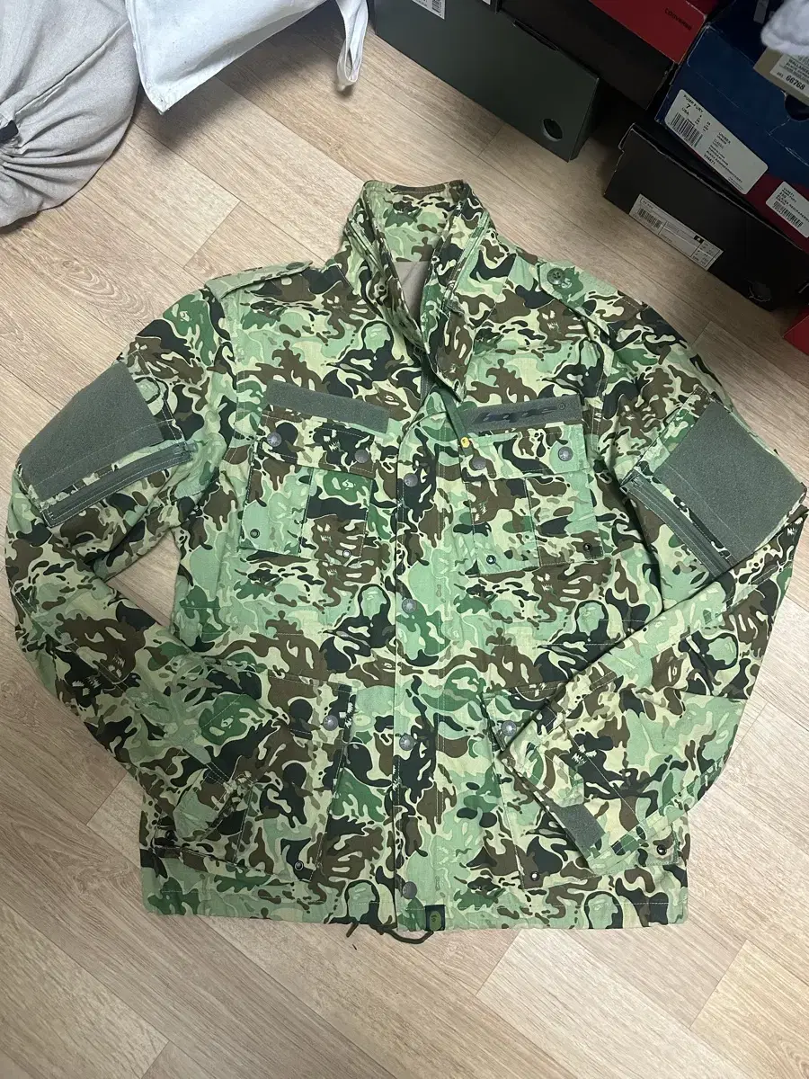 베이프 Bape M65 판매합니다.